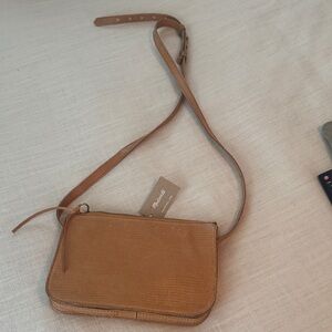Madewell Leather Crossbody Bag in Tan